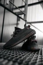 Adidas Yeezy Boost 350 v2 Black Reflective Laces - Зображення 2