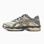 Asics Gel-Cumulus 16 Cream Clay Grey