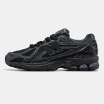 New Balance 1906R Black Metallic Silver