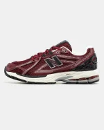 New Balance 1906R Bugrundy