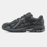 New Balance 1906R Greyscale