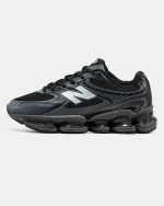 New Balance 2000 Black Grey