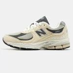 New Balance 2002R Beige