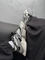 New Balance 9060 x Shoe Palace Metallic - Зображення 9