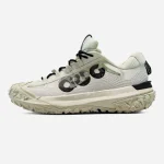 Nike ACG Mountain Fly 2 Low Beige Black