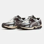 Nike Air Zoom Vomero 5 Earth Fossil - Зображення 3