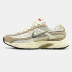 Nike Initiator Light Bone Cargo Khaki