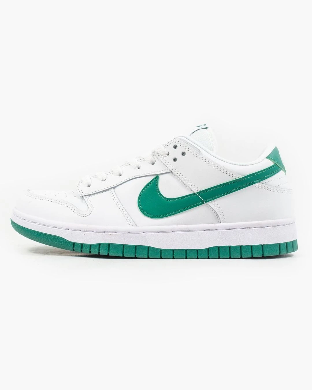 nike-sb-dunk-low-white-green-94373366132603 Nike SB Dunk Low White Green - Зображення 1