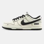 Nike SB Dunk Low x Supreme Beige Black