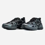 Nike V2K Runtekk Black Dark Smoke Grey - Зображення 3