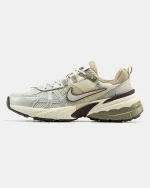 Nike V2K Runtekk Light Brown Baige