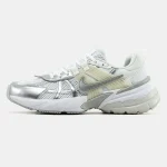 Nike V2K Runtekk Summit White Metallic Silver - Зображення 3