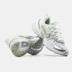 Nike V2K Runtekk Summit White Metallic Silver - Зображення 2