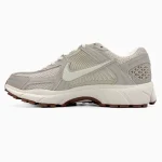 Nike Zoom Vomero 5 Beige - Зображення 4