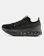 ON Cloudsurfer Black