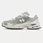 New Balance 740 Silver Beige