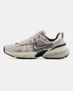 Nike V2K Run Platinum Violet Light Bone