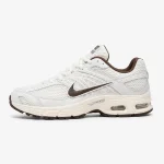 Nike Air Max Moto 2K Beige