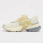 Nike V2K Runtekk White Beige Blue