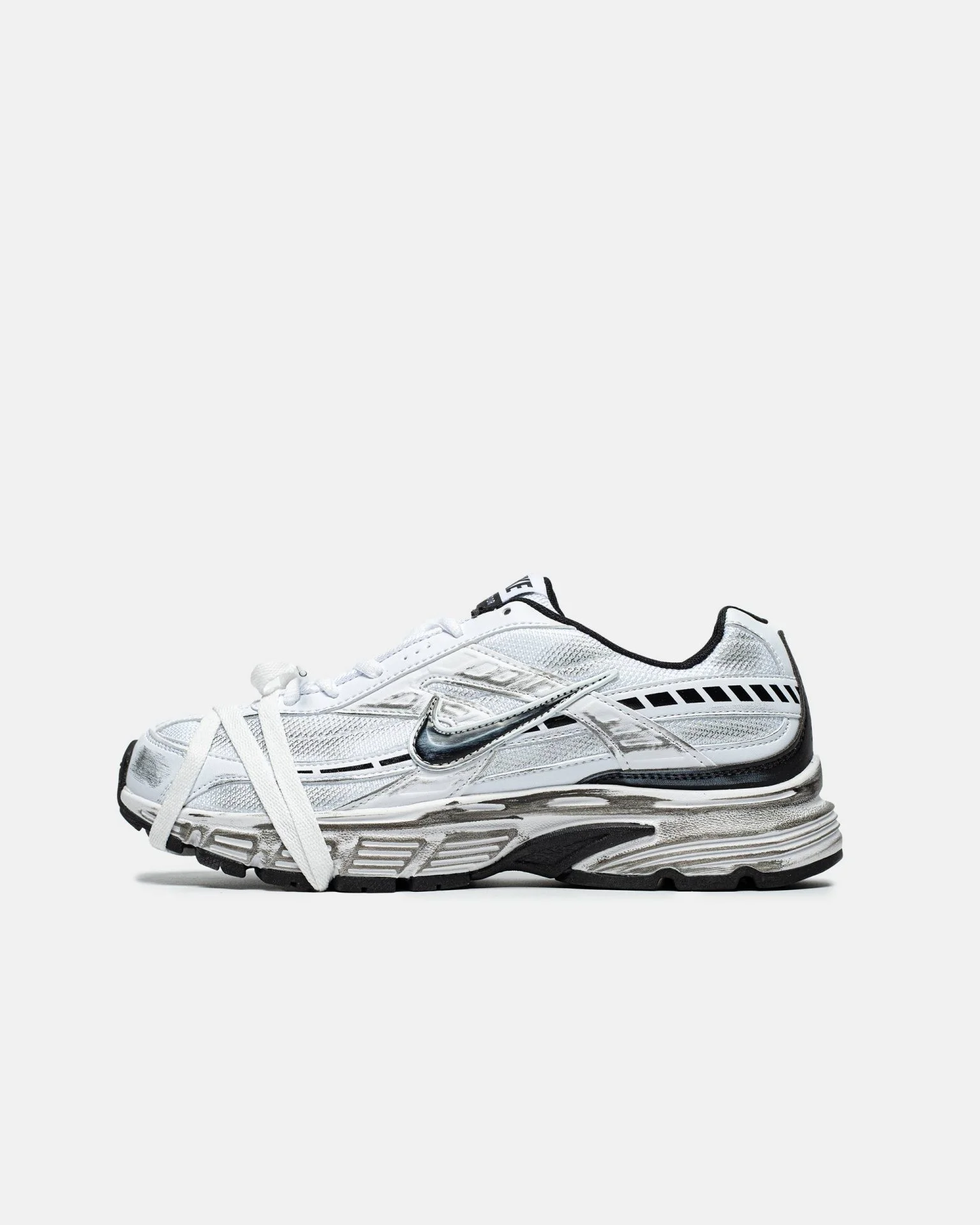 2026-07-02 17.48.37 Nike Initiator Custom White Black - Зображення 1