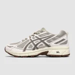 Asics Gel Venture 6 Beige Brown