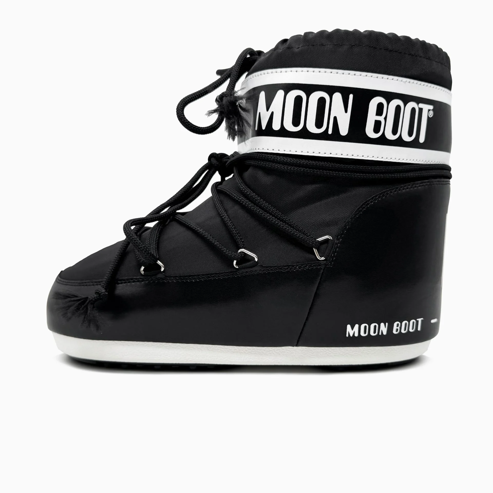 2026-10-15 17.52.54 Moon Boot Black White - Зображення 1