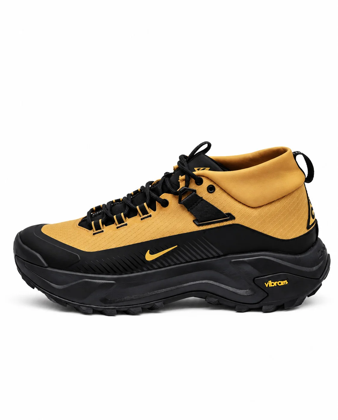 B51E63FE-4DD6-4ECC-8AA3-67531157D357 Nike ACG Zegama Vibram HIKE Beige Black GORE-TEX - Зображення 1